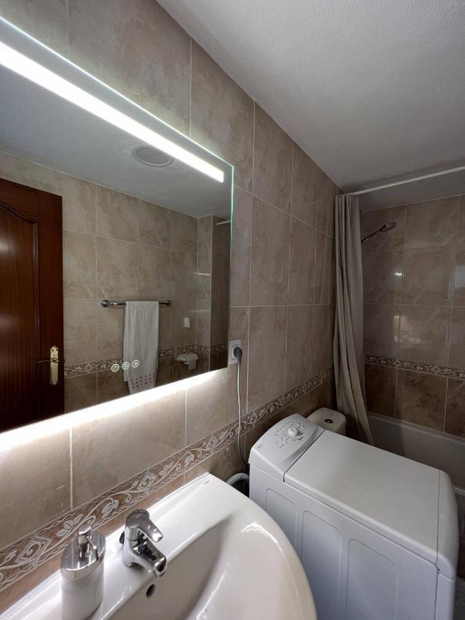 Yumbo Sunset Suite Tanife - 50M From Yumbo ปลายา เดล อิงเกลส ภายนอก รูปภาพ