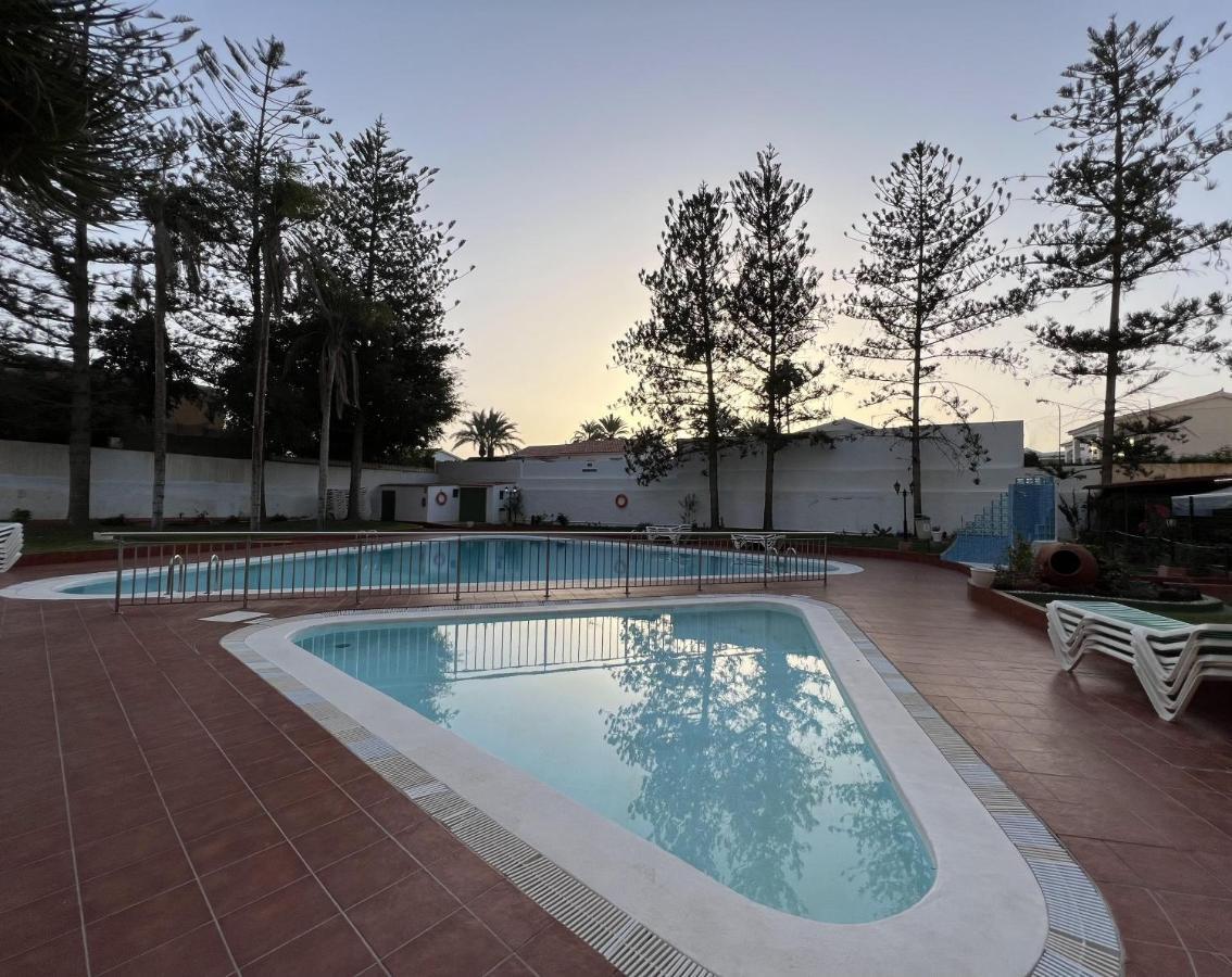 Yumbo Sunset Suite Tanife - 50M From Yumbo ปลายา เดล อิงเกลส ภายนอก รูปภาพ